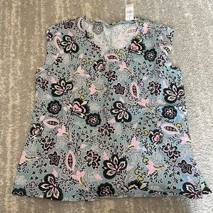 Semi sleeveless floral blouse